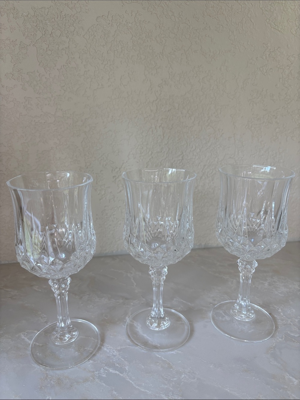 Clear Crystal-Cut Wine Goblets (Set of 3)